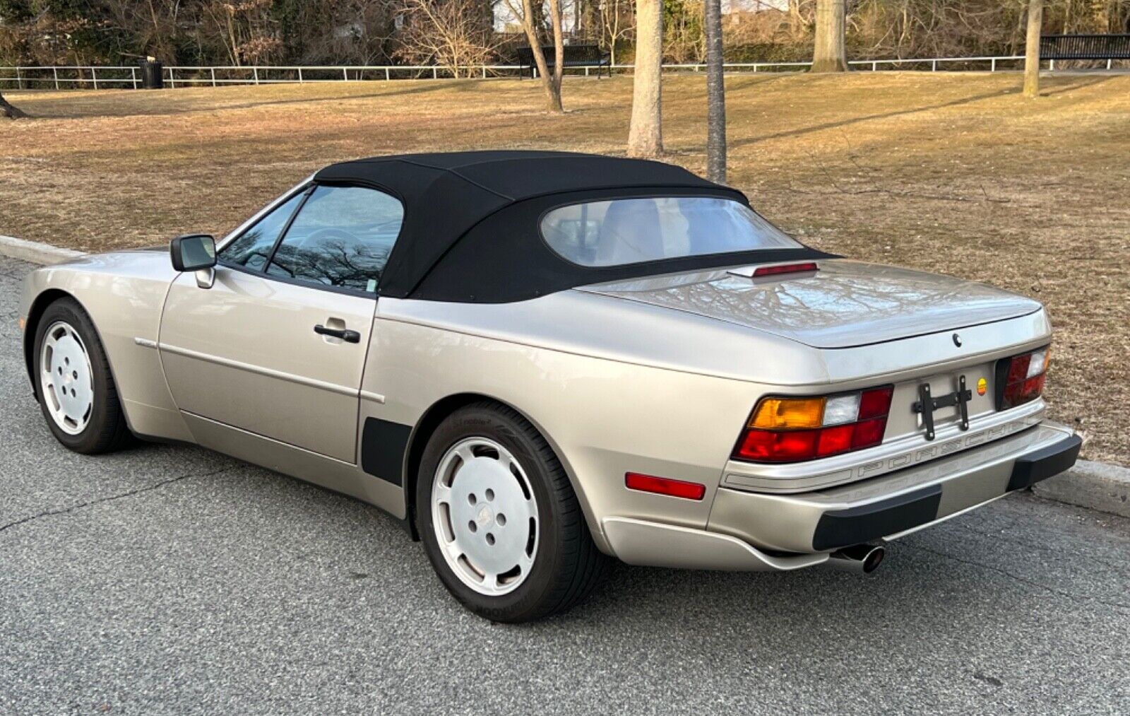 Porsche-944-1990-Convertible-31