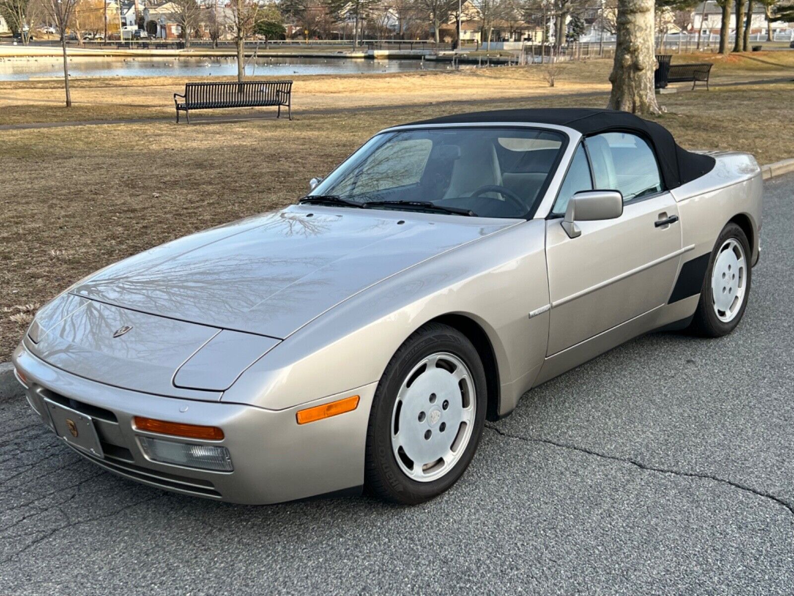 Porsche-944-1990-Convertible-32