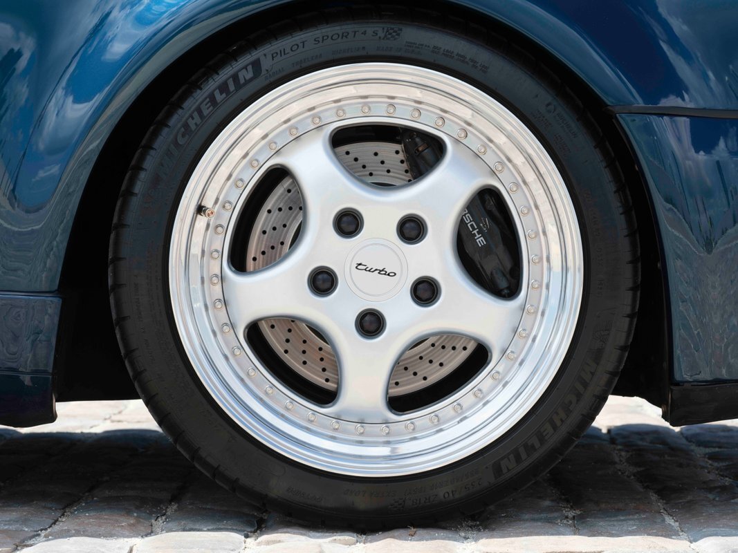Porsche-964-1991-22