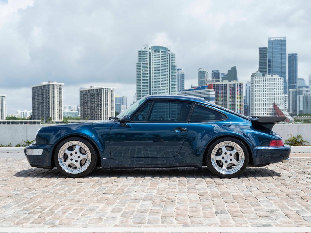 Porsche-964-1991-3