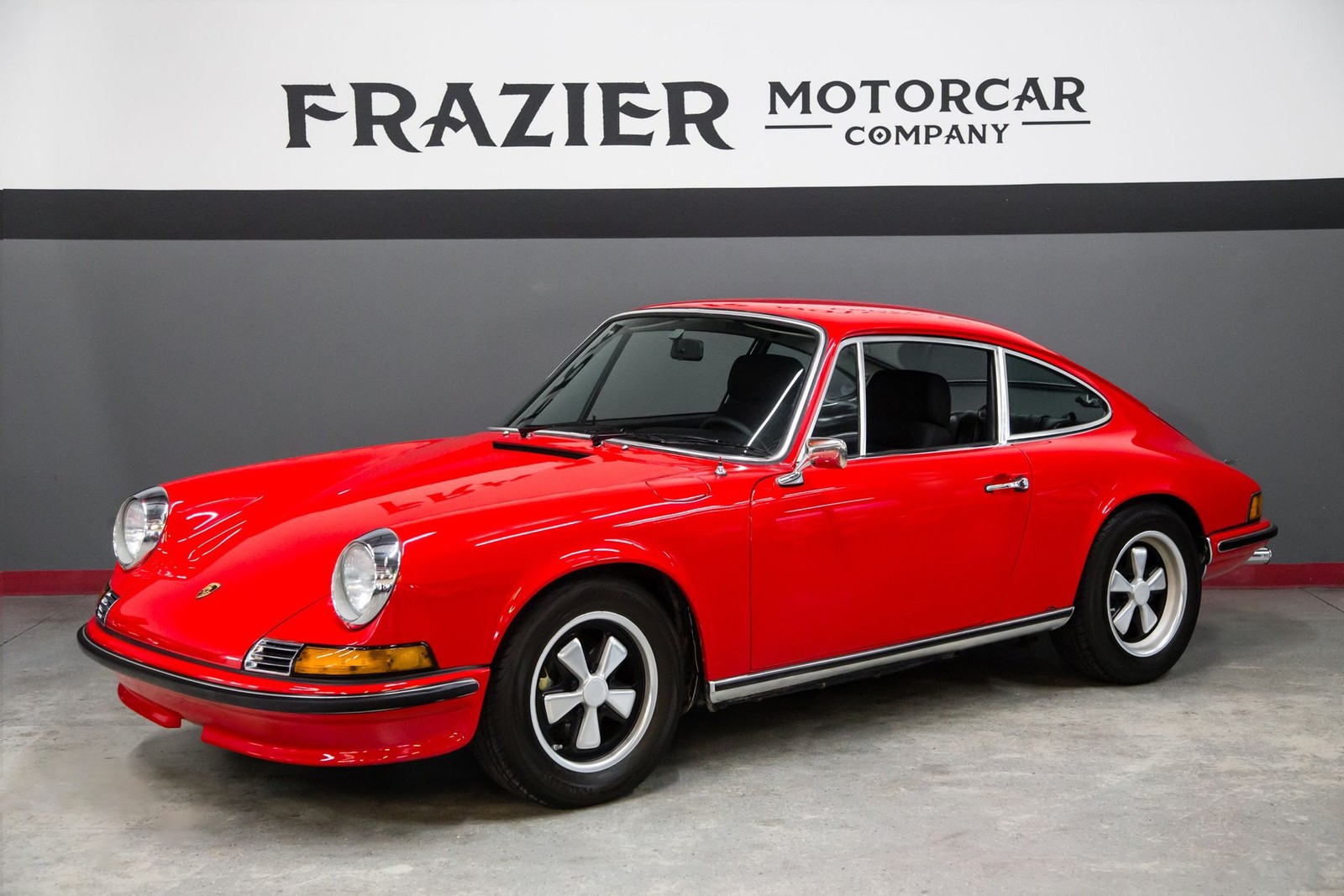 Porsche-RESTORED-911-T-COUPE-1970-Coupe