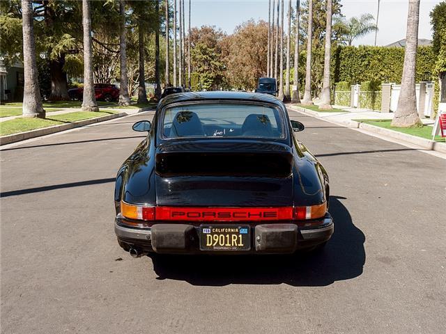 Porsche-SC-1979-Coupe-10