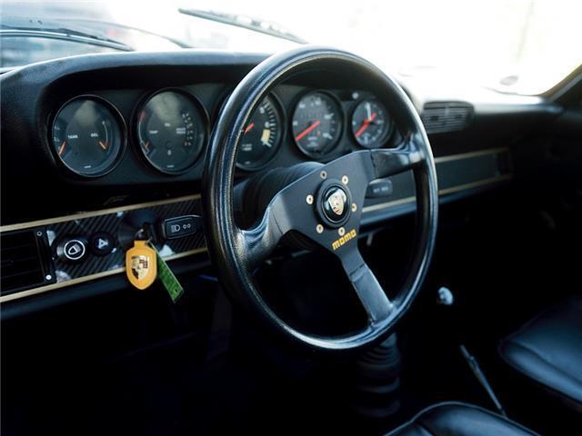 Porsche-SC-1979-Coupe-2