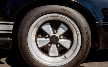 Porsche-SC-1979-Coupe-24