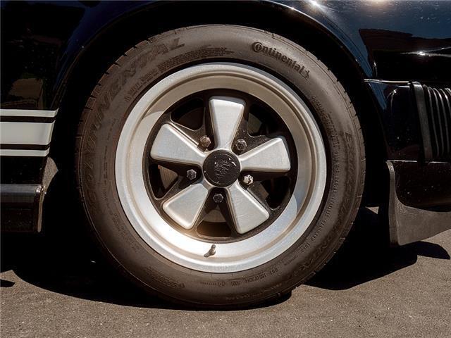 Porsche-SC-1979-Coupe-27