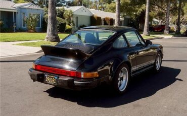 Porsche-SC-1979-Coupe-9