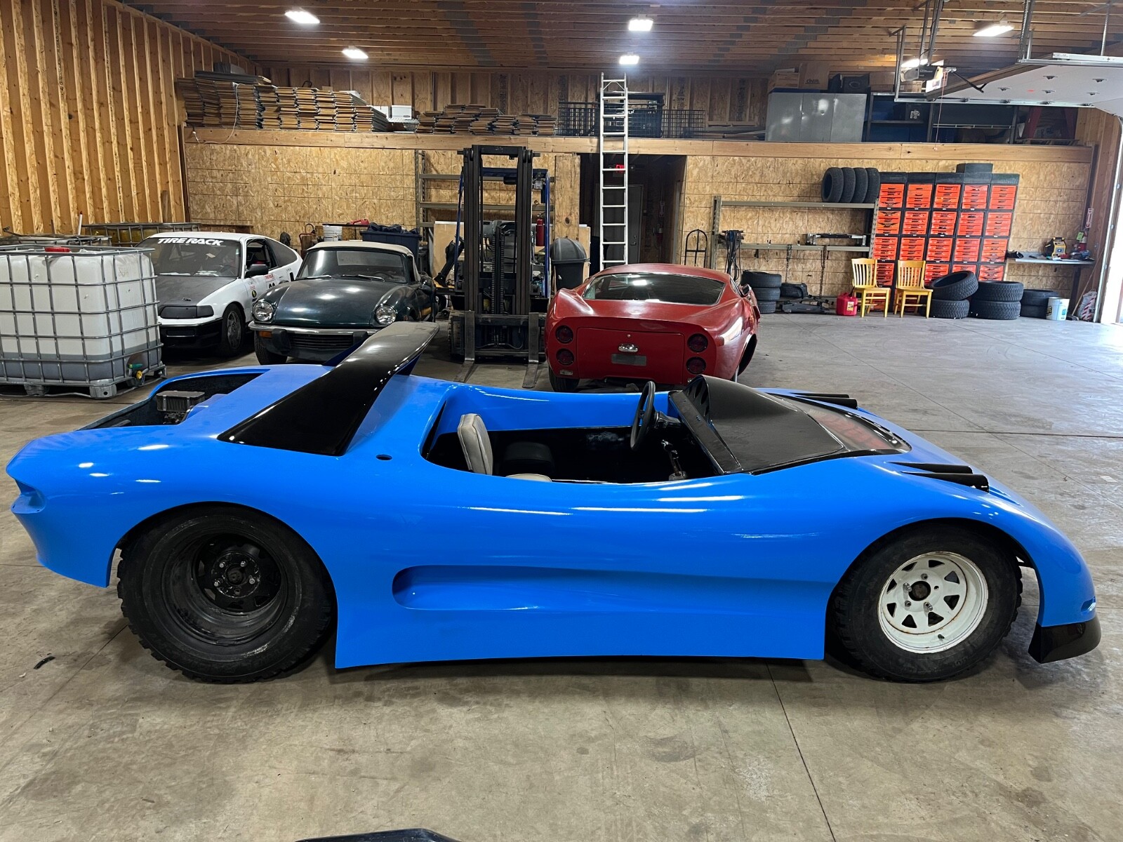 ReplicaKit-Makes-THUNDER-RANCH-RIOT-1965-Convertible-3