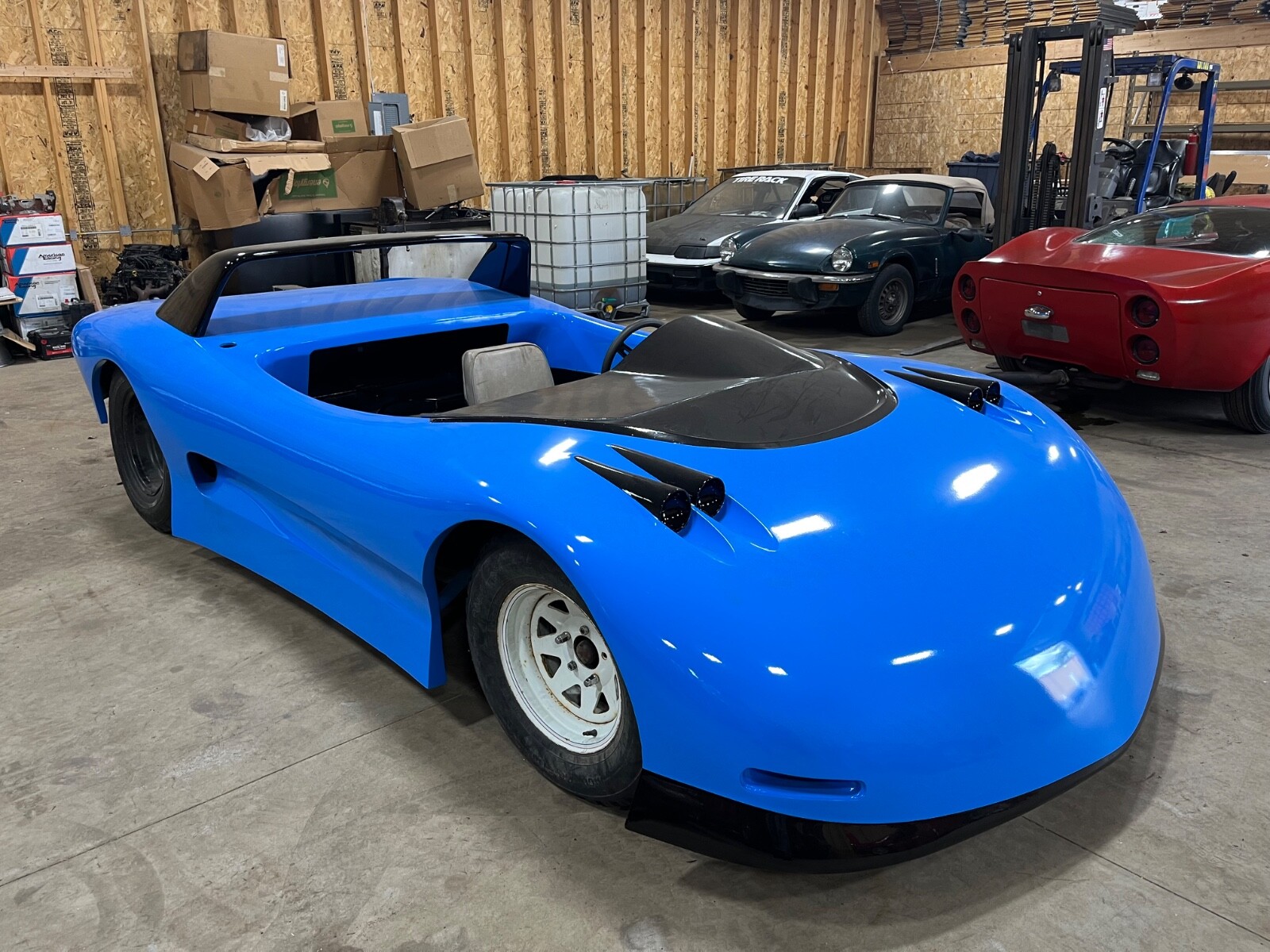 ReplicaKit-Makes-THUNDER-RANCH-RIOT-1965-Convertible-4