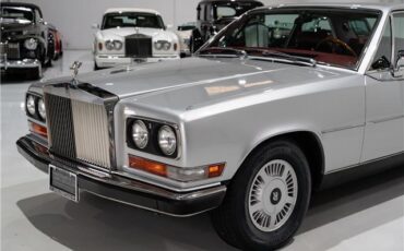 Rolls-Royce-Camargue-1979-Coupe-14