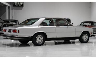 Rolls-Royce-Camargue-1979-Coupe-4