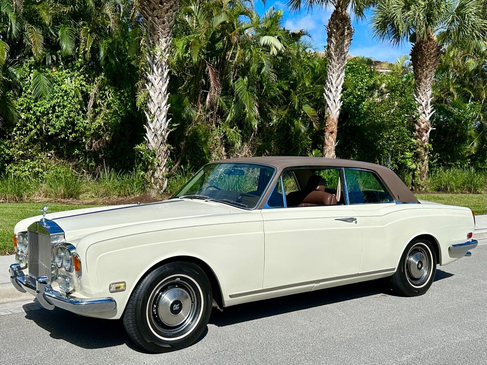 Rolls-Royce Corniche 1973 Coupe