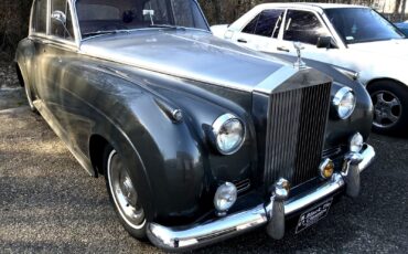 Rolls-Royce-Silver-Cloud-II-1960-Limousine-4