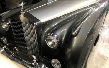 Rolls-Royce-Silver-Cloud-II-1960-Limousine-7