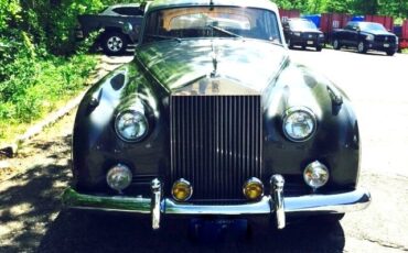 Rolls-Royce-Silver-Cloud-II-1960-Limousine-8