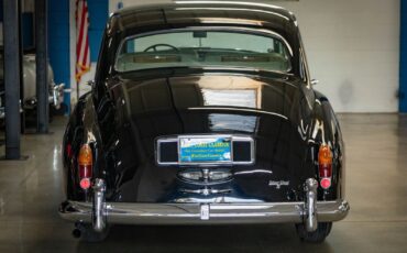 Rolls-Royce-Silver-Cloud-III-1963-4-Door-Sedan-16