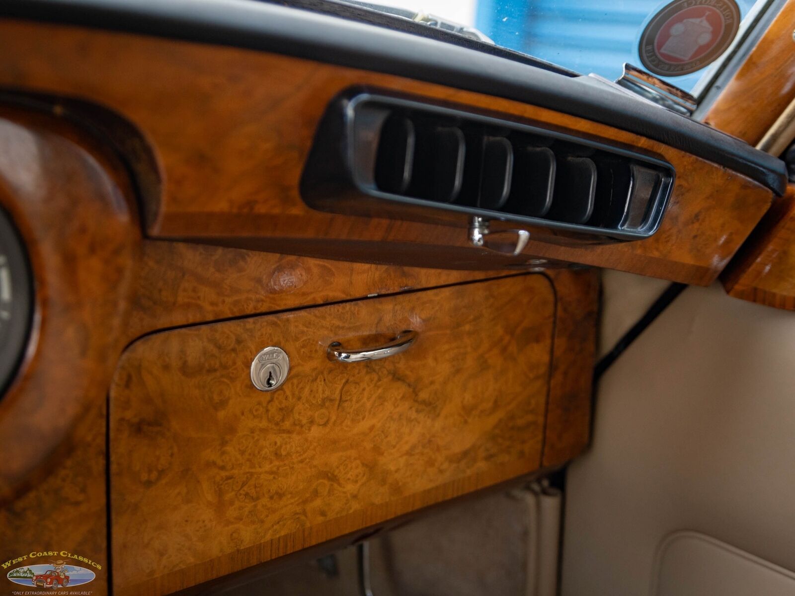 Rolls-Royce-Silver-Cloud-III-1963-4-Door-Sedan-35