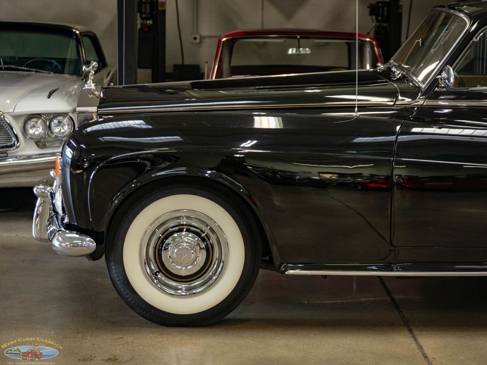 Rolls-Royce-Silver-Cloud-III-1963-4-Door-Sedan-4