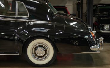 Rolls-Royce-Silver-Cloud-III-1963-4-Door-Sedan-6