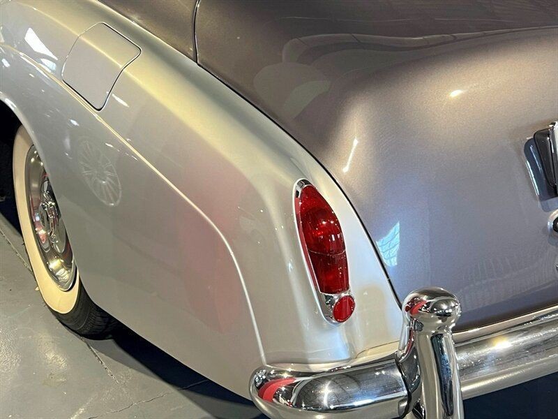 Rolls-Royce-Silver-Cloud-lll-1965-Sedan-10