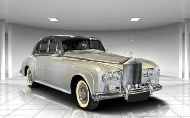 Rolls-Royce-Silver-Cloud-lll-1965-Sedan-2