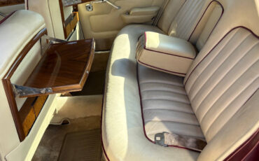 Rolls-Royce-Silver-Shadow-1967-Sedan-13
