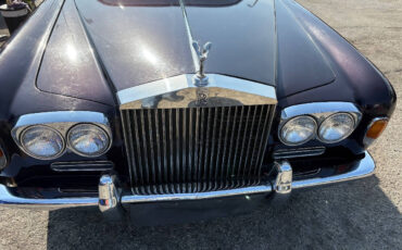 Rolls-Royce-Silver-Shadow-1967-Sedan-16