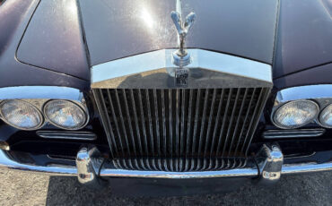 Rolls-Royce-Silver-Shadow-1967-Sedan-2