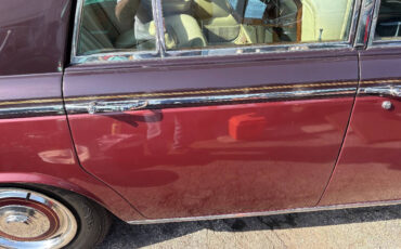 Rolls-Royce-Silver-Shadow-1967-Sedan-21