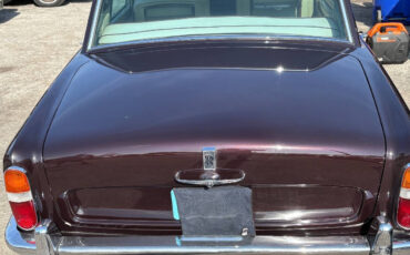 Rolls-Royce-Silver-Shadow-1967-Sedan-23