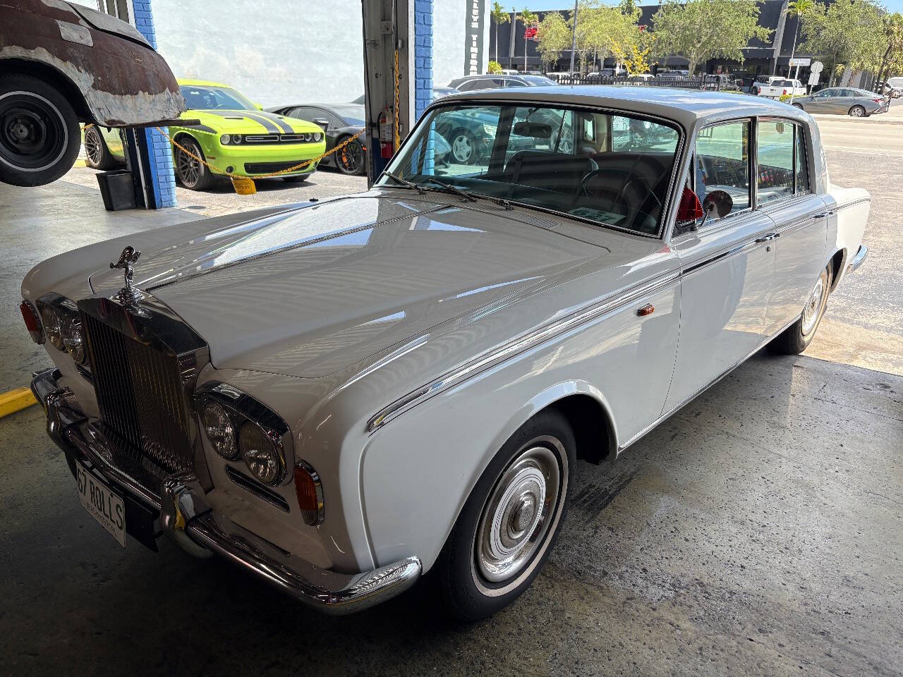 Rolls-Royce Silver Shadow 1967 Sedan