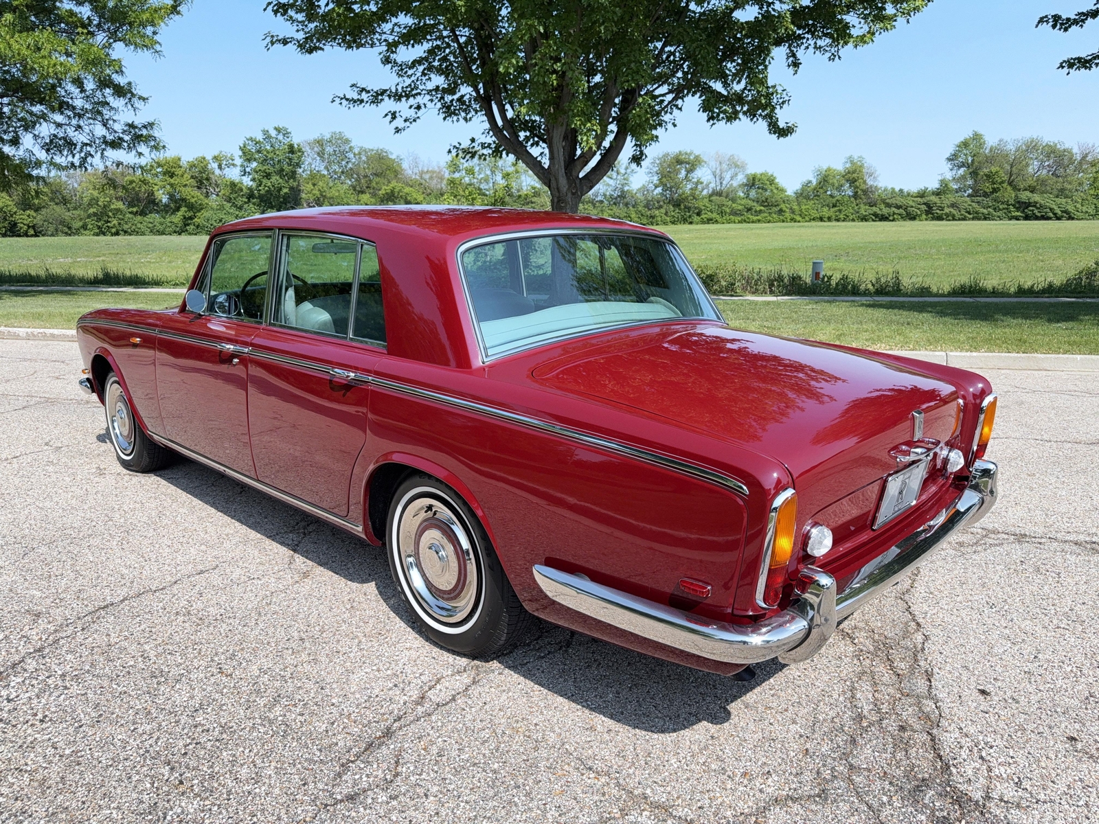 Rolls-Royce-Silver-Shadow-1969-11