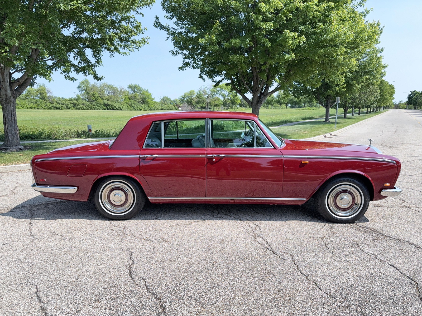 Rolls-Royce-Silver-Shadow-1969-6