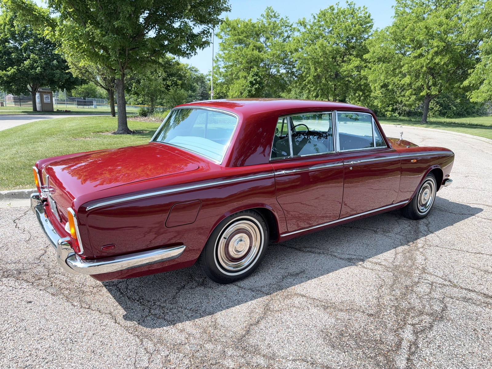 Rolls-Royce-Silver-Shadow-1969-7