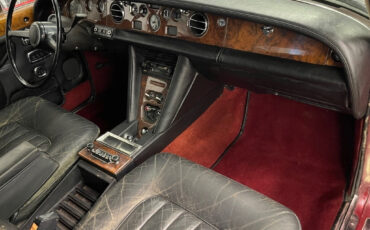 Rolls-Royce-Silver-Shadow-1974-Sedan-16