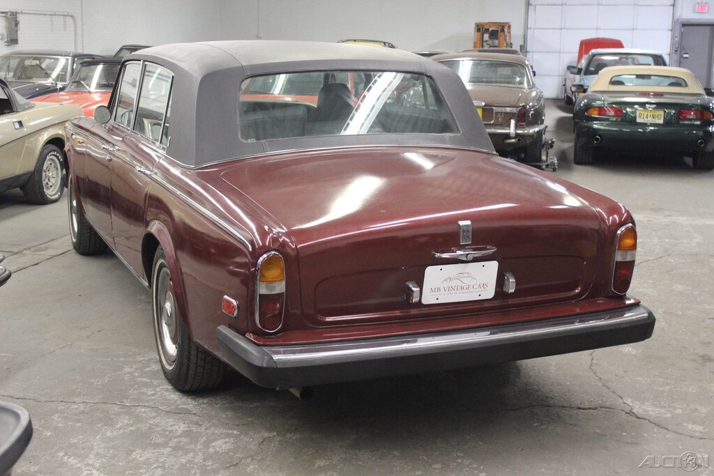 Rolls-Royce-Silver-Shadow-1974-Sedan-3