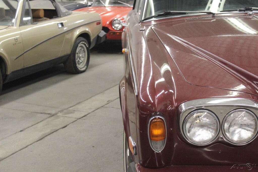 Rolls-Royce-Silver-Shadow-1974-Sedan-6