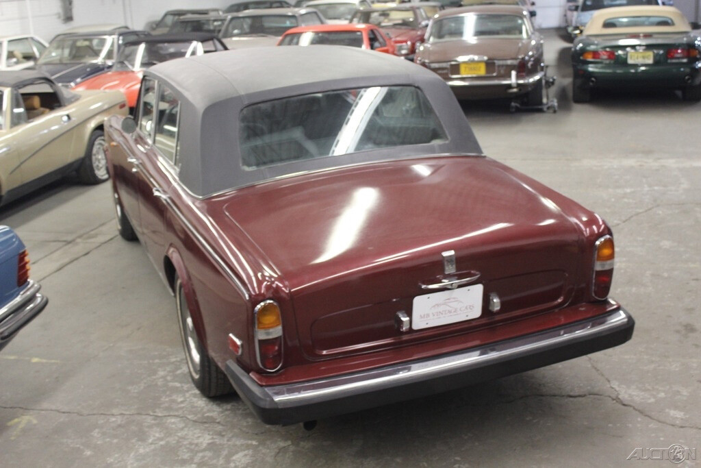 Rolls-Royce-Silver-Shadow-1974-Sedan-8
