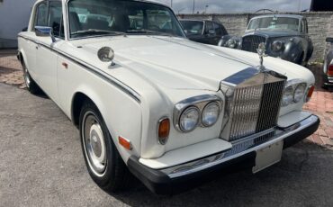 Rolls-Royce-Silver-Shadow-1978-Sedan-1