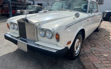Rolls-Royce-Silver-Shadow-1978-Sedan
