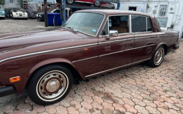 Rolls-Royce-Silver-Shadow-1980-Sedan-1