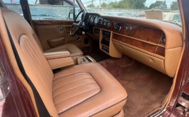 Rolls-Royce-Silver-Shadow-1980-Sedan-21
