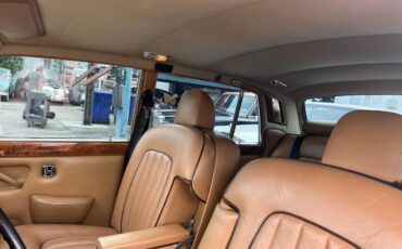 Rolls-Royce-Silver-Shadow-1980-Sedan-4