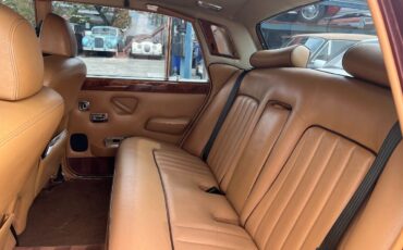 Rolls-Royce-Silver-Shadow-1980-Sedan-7