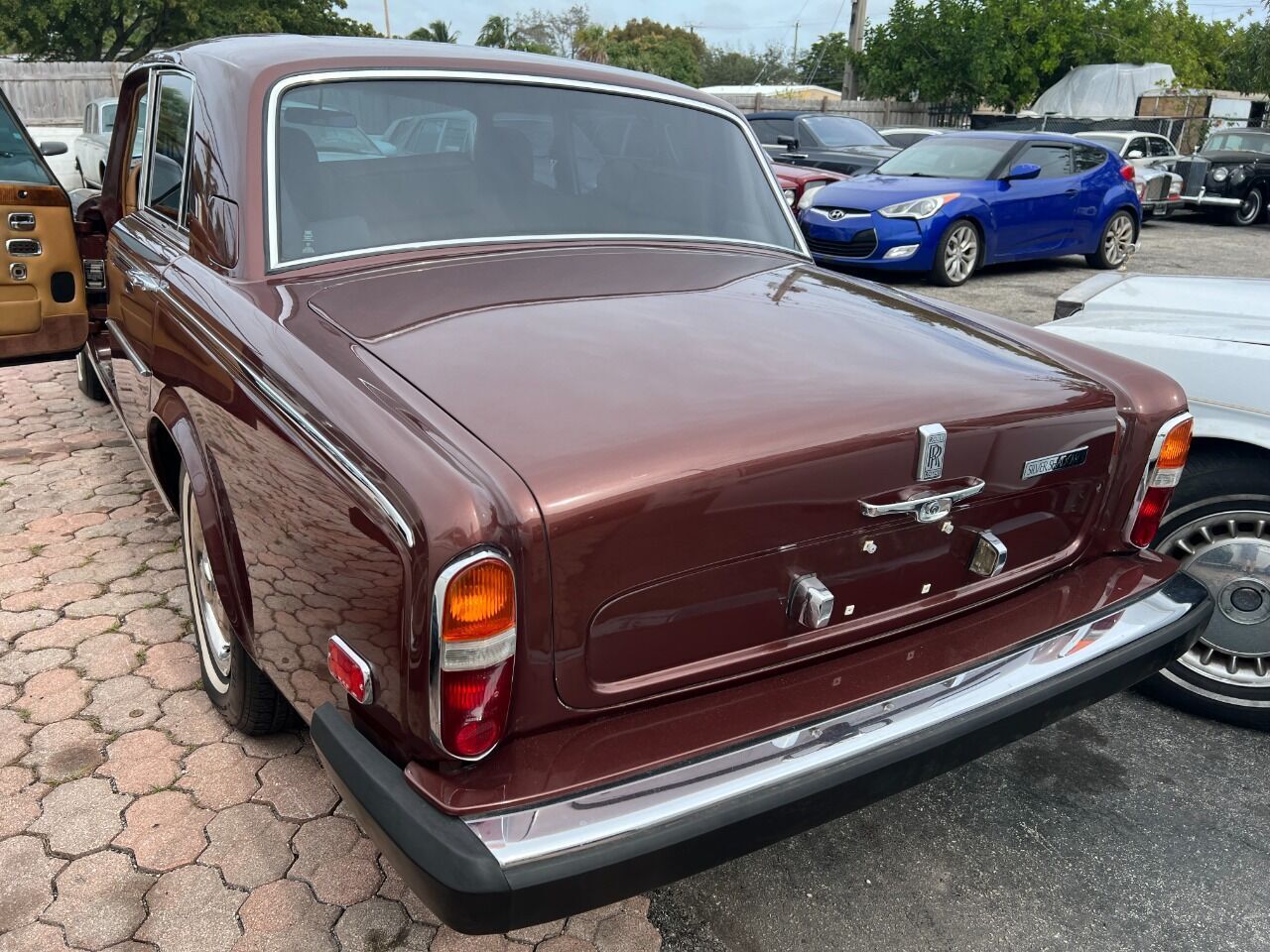 Rolls-Royce-Silver-Shadow-1980-Sedan-8