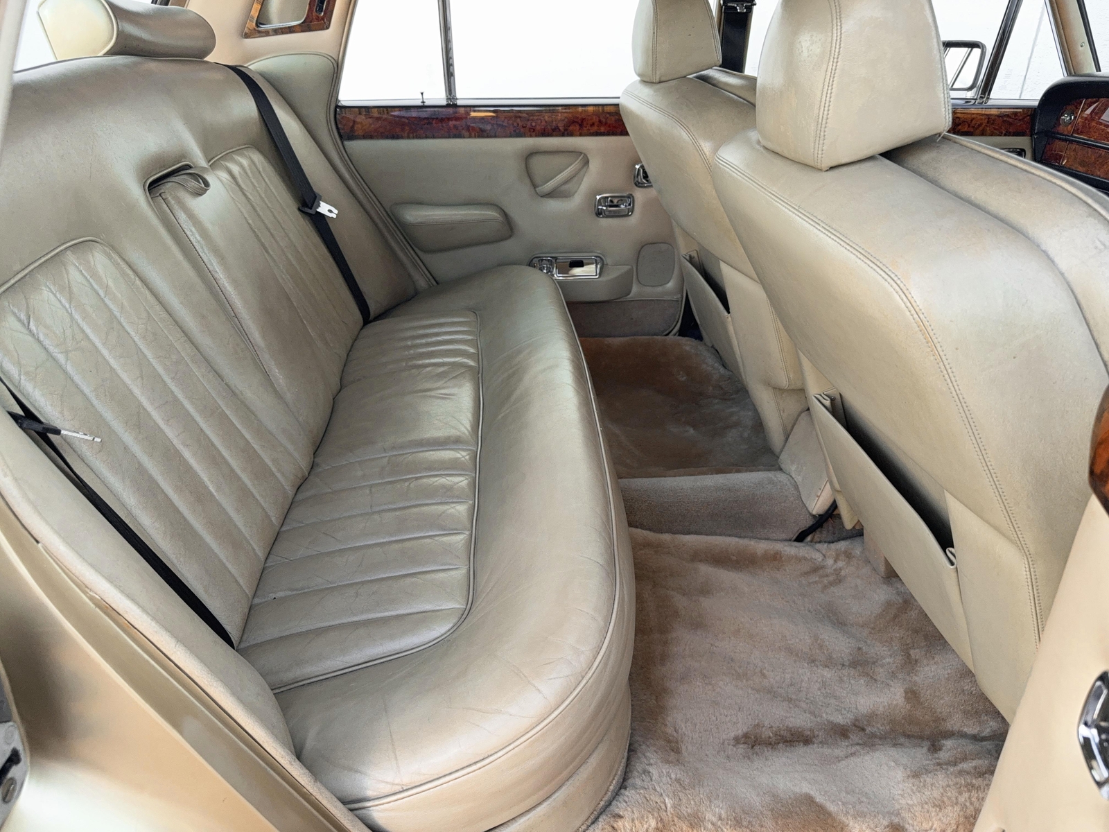 Rolls-Royce-Silver-Shadow-II-1978-32