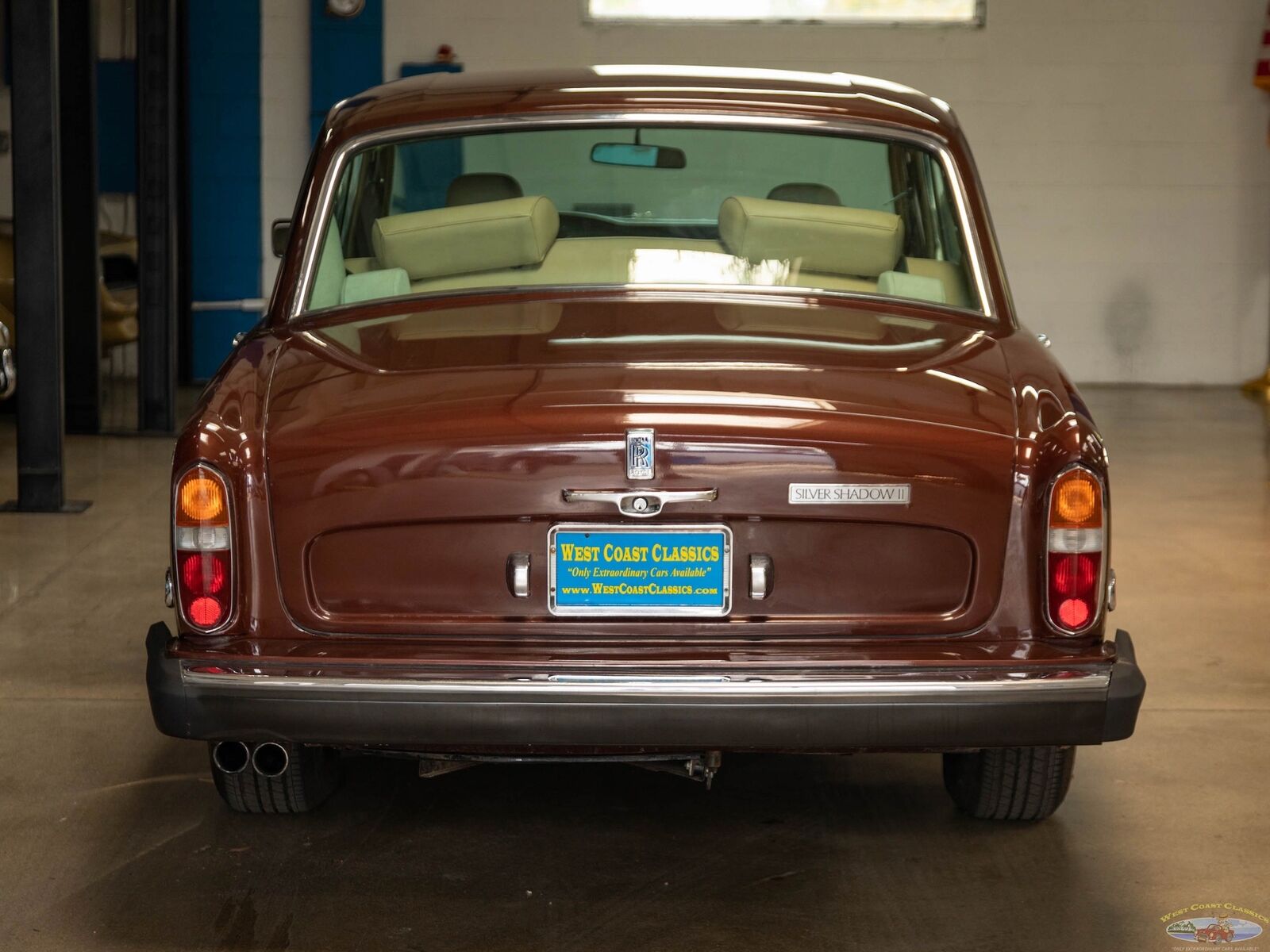 Rolls-Royce-Silver-Shadow-II-1979-4-Door-Sedan-13
