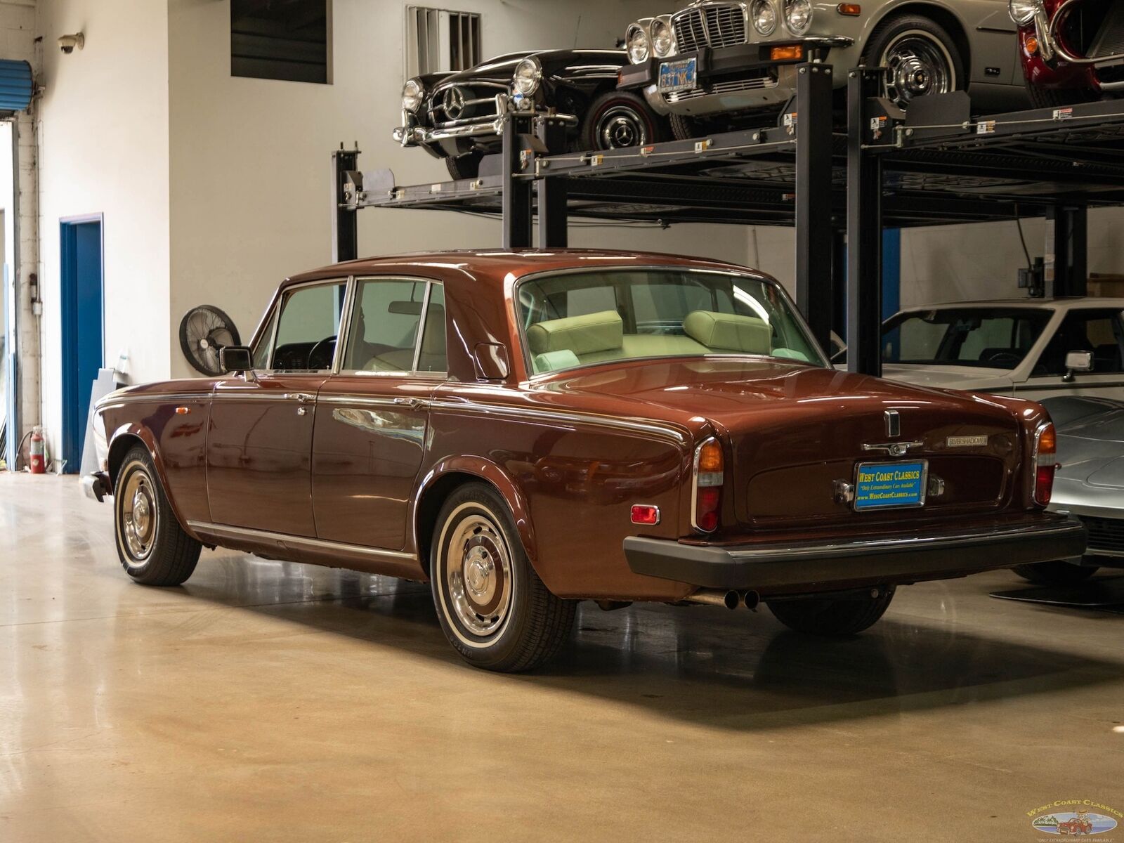 Rolls-Royce-Silver-Shadow-II-1979-4-Door-Sedan-15