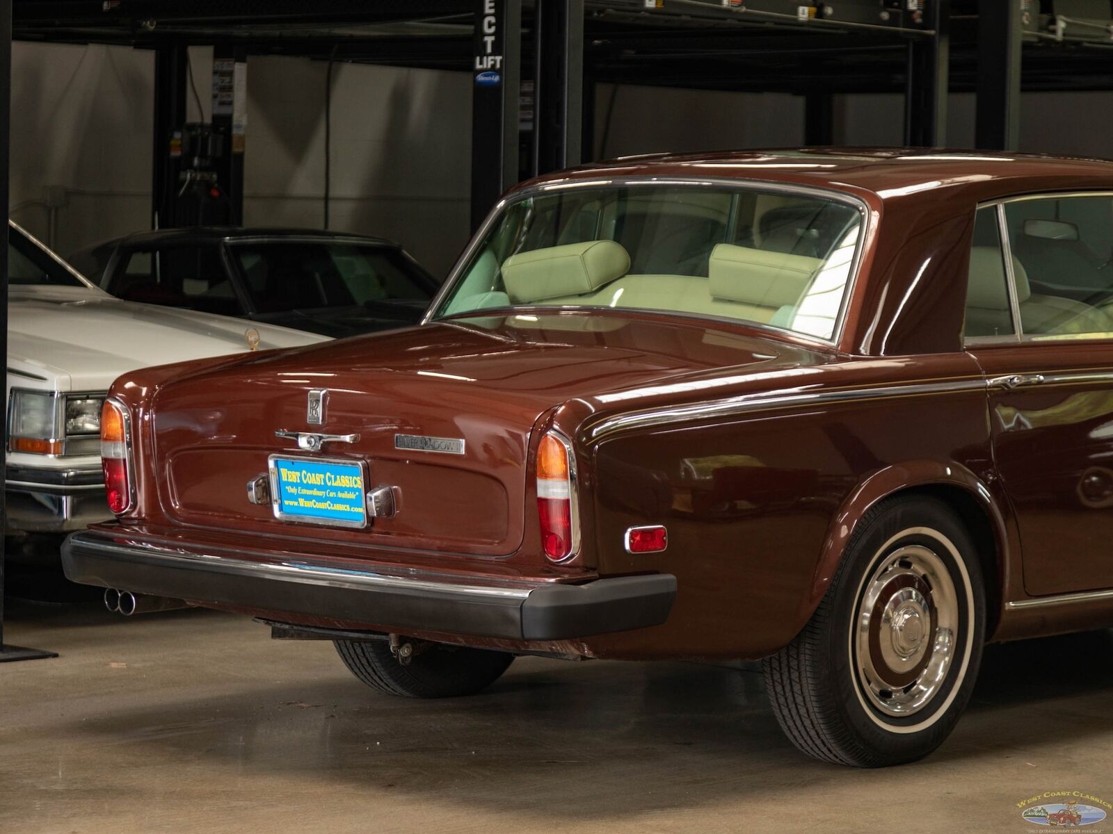 Rolls-Royce-Silver-Shadow-II-1979-4-Door-Sedan-19