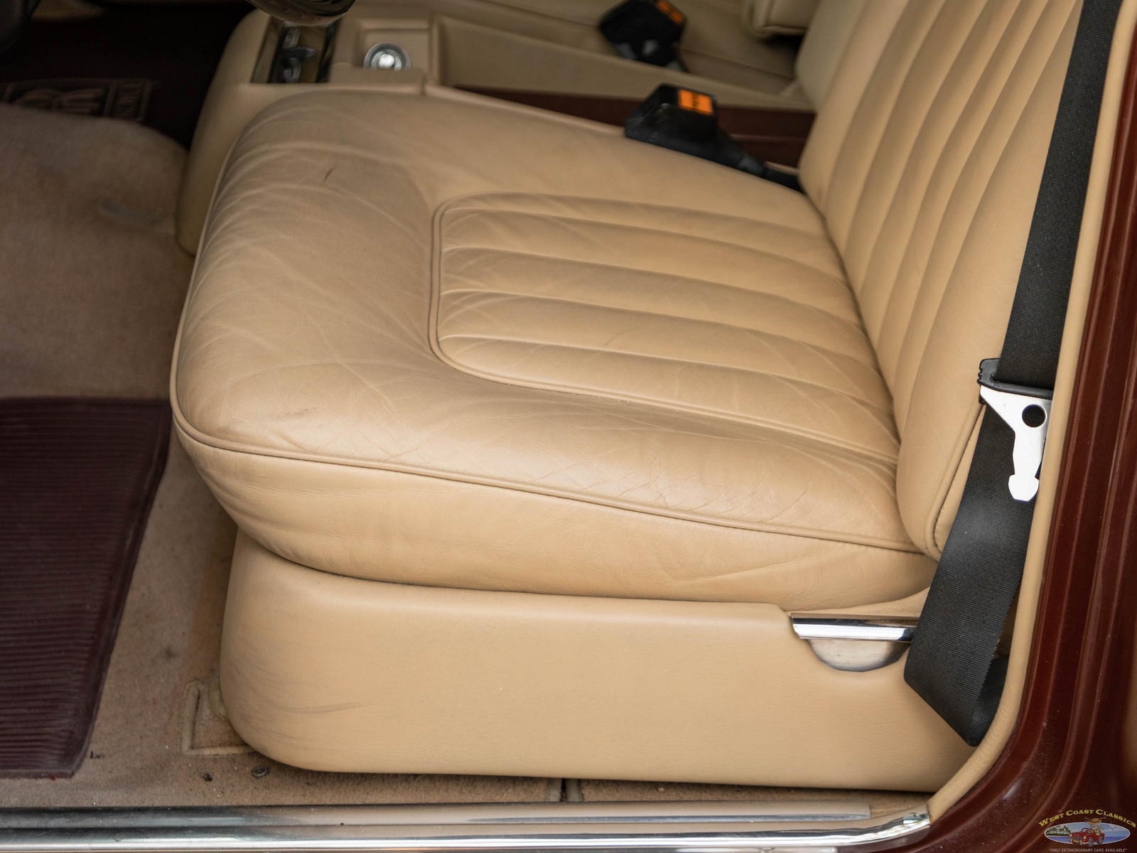 Rolls-Royce-Silver-Shadow-II-1979-4-Door-Sedan-25