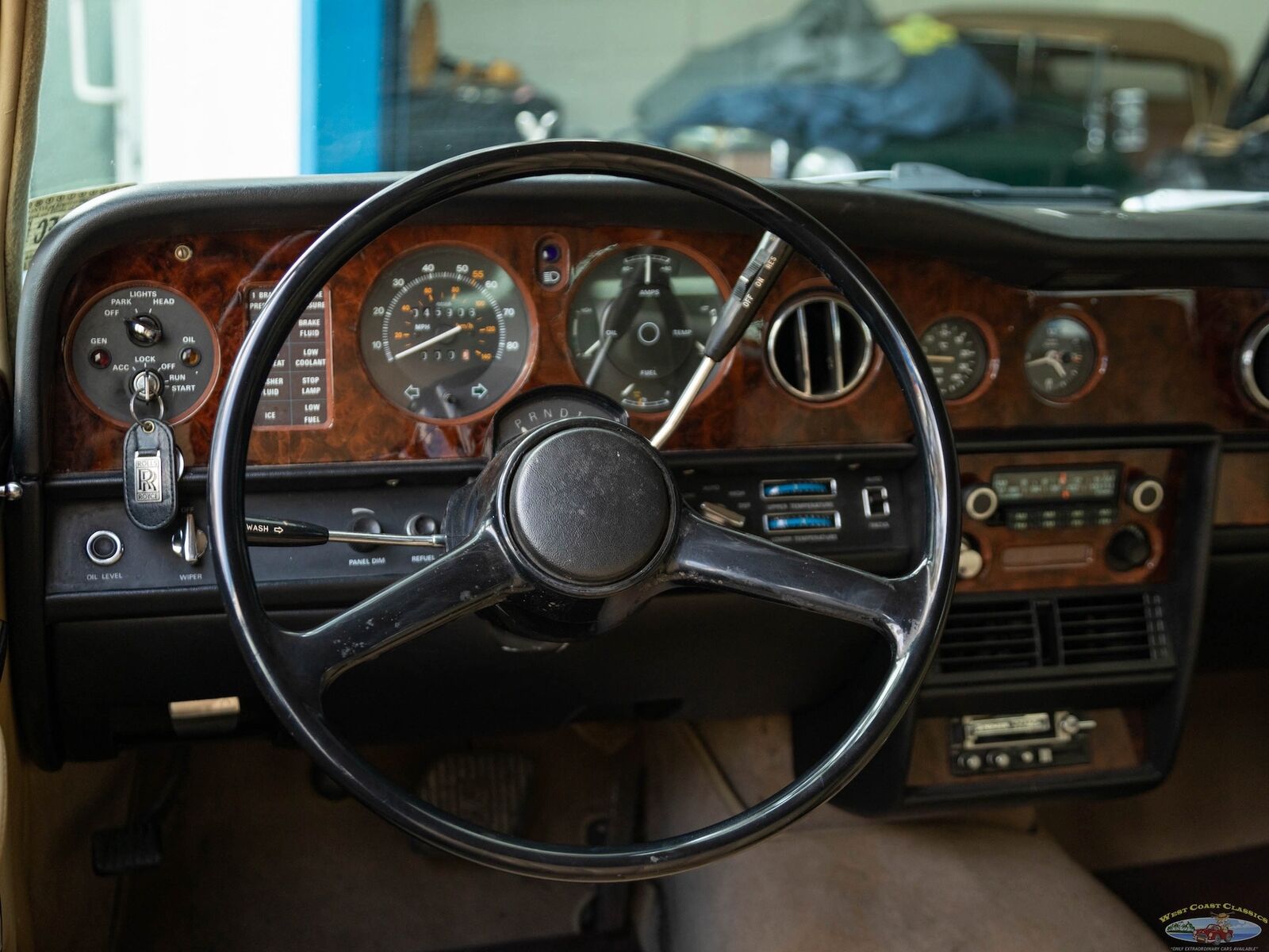Rolls-Royce-Silver-Shadow-II-1979-4-Door-Sedan-28